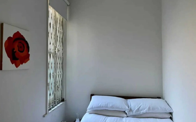 Spacious 2 Bedroom Flat in Central London