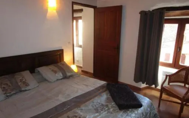 Gite Piazza Alla Pietra- Ota