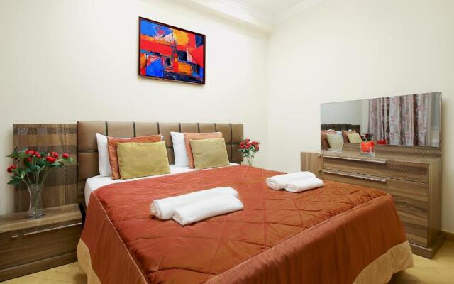 3 Bedroom Apartment near Republic Square