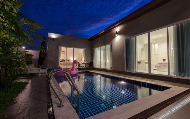 Private Villa with Pool near Laguna