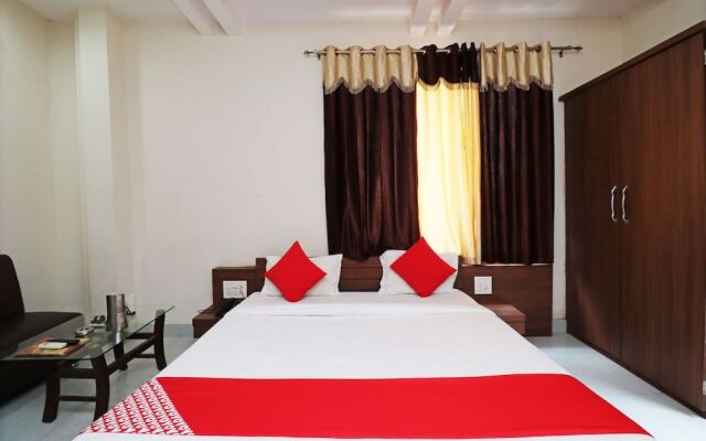 OYO 6993 Hotel Rk Residency