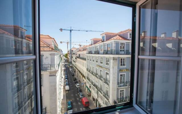 Amazing Topo Chiado Garrett Apartment by GuestReady