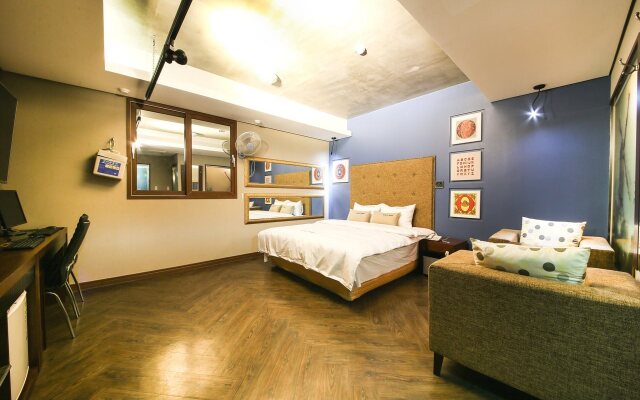 Gupo Boutique Hotel