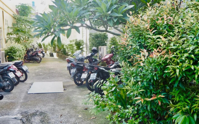 Orm Thong Apartment - SHA Plus