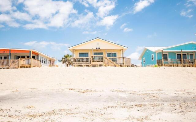 Dip Inn by Oak Island Accommodations