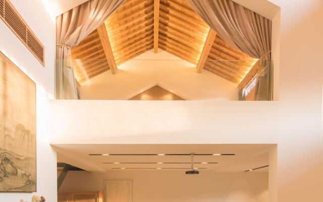 Anji Valley House Hotel