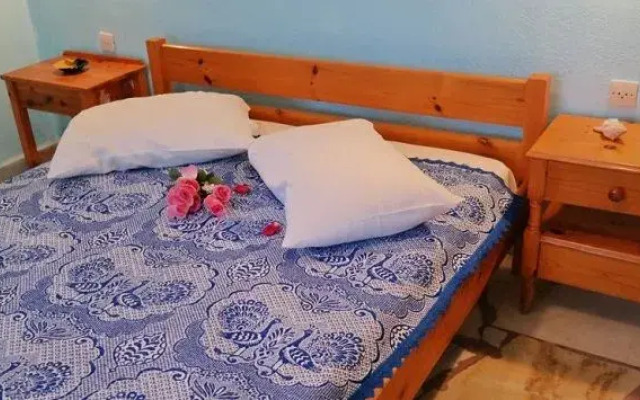 Tzivaeri