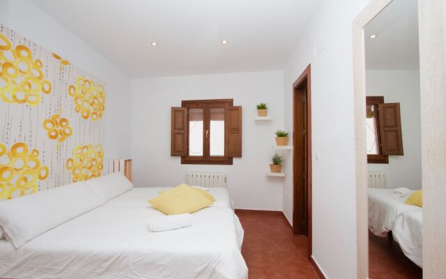 Apartamentos Inside la Corrala