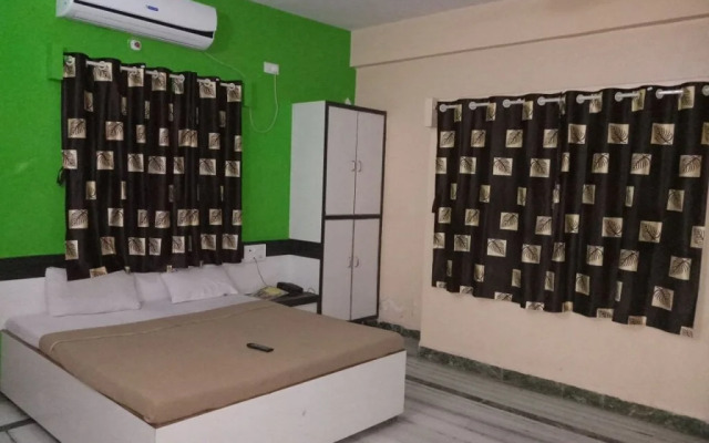 Hotel Kaustubh