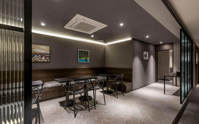 Ilsan Queen Town Hotel