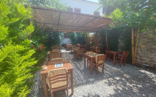 Ayisigi Otel
