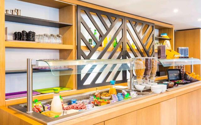 ibis Styles Rouen Val De Reuil