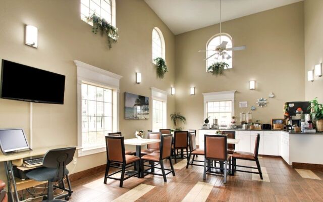 Key West Inn - Millbrook