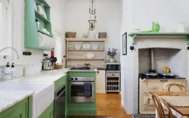 Lake Daylesford Country House