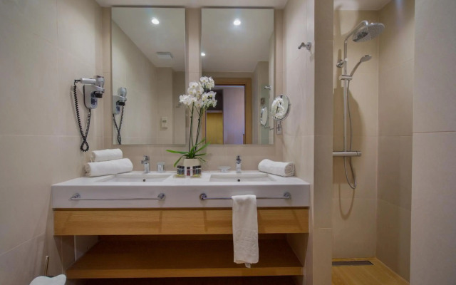 Apollonion Asterias Resort and Spa