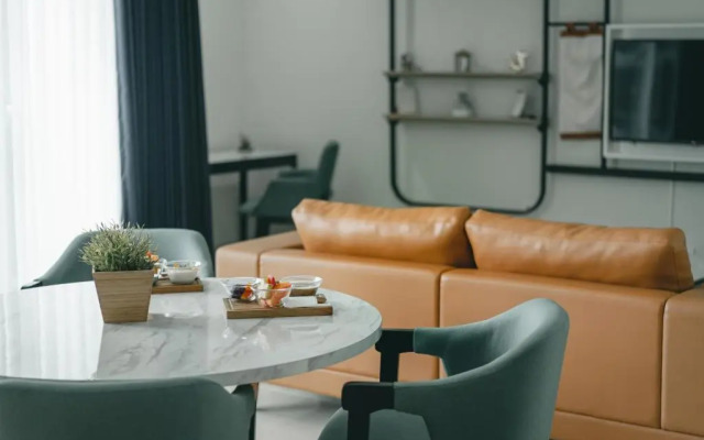 The Reiz Suites, Artotel Curated
