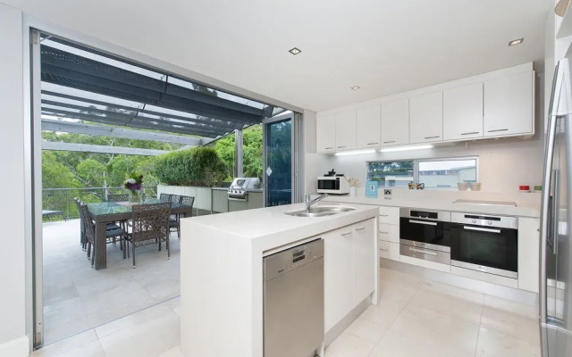 The Penthouse at Little Beach