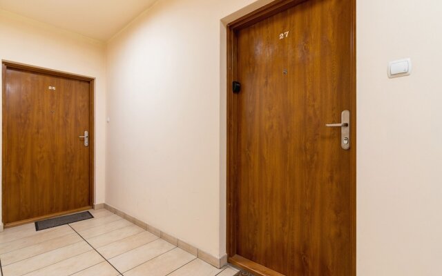Apartment Cracow Pilotow by Renters