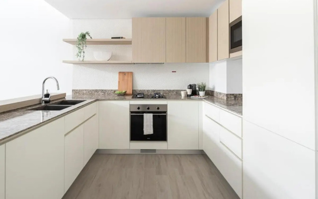 Frank Porter - Belgravia 3