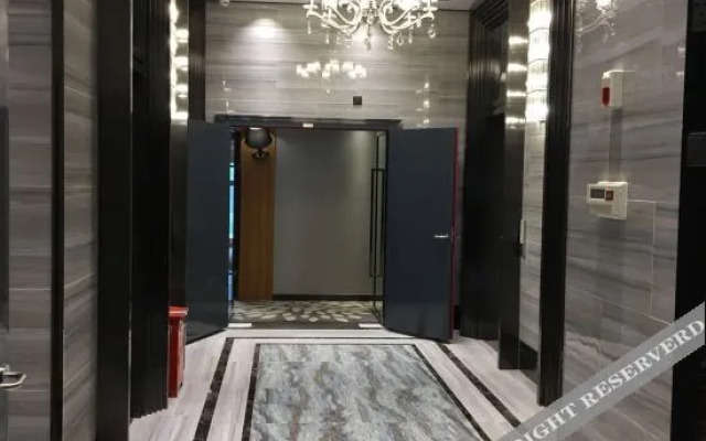 Star hotel (Wuhan Jiangcheng Avenue International Expo Center store)