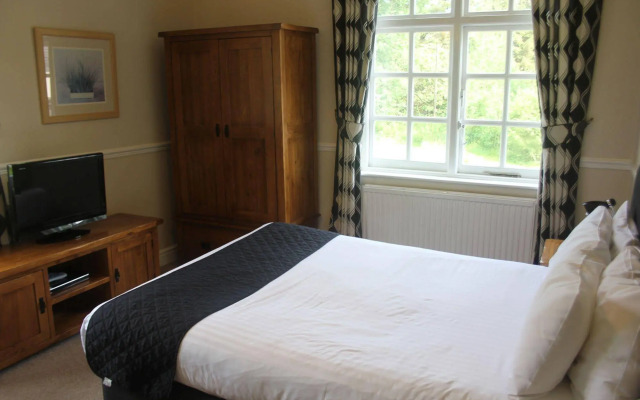 Nant Ddu Lodge Hotel