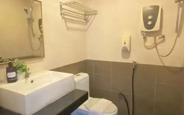 Alia Express Sendayan