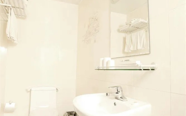 Beijing 161 Beihai Courtyard Hotel