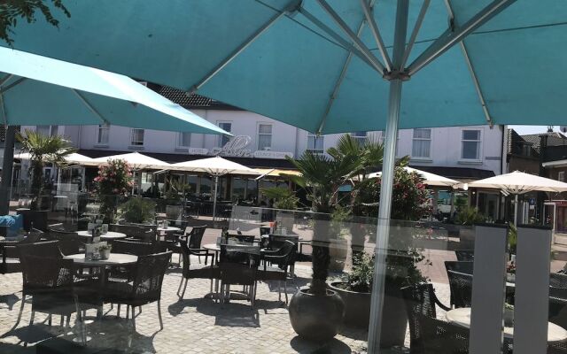 Hotel Allure Lounge & Dinner