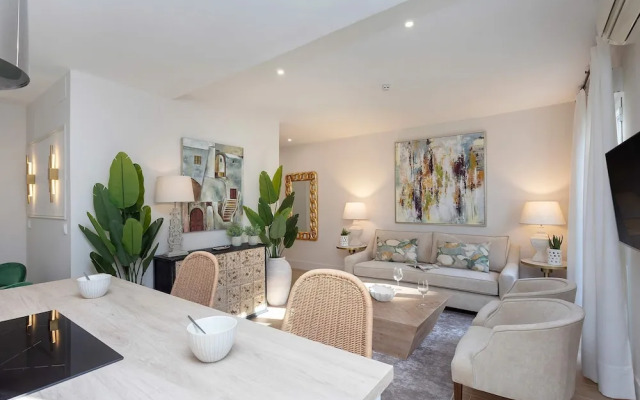 Central Apt. Cordoba. Plaza San Francisco