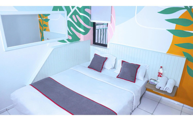 OYO 3728 Tunas Plaza Residence