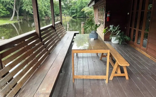 Baan Rim Nam