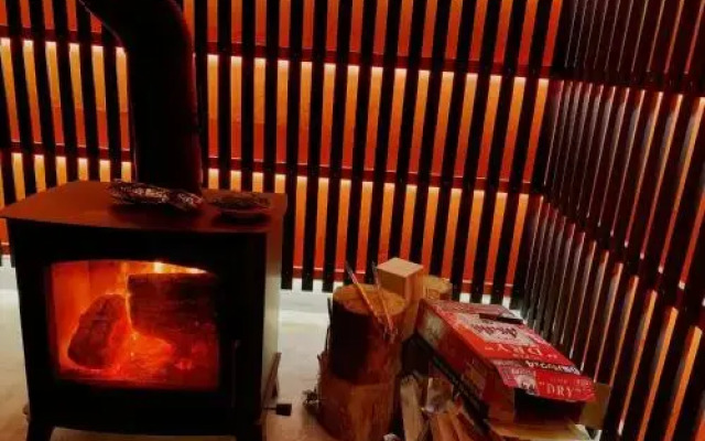 B and B MIKAWA 2 - Kanazawa Fish Harbour