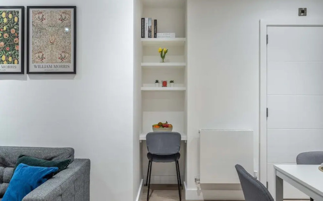 Modern 1 bed Apartment in Central Solihull