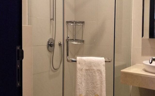 At Home Somerset Permata Berlian