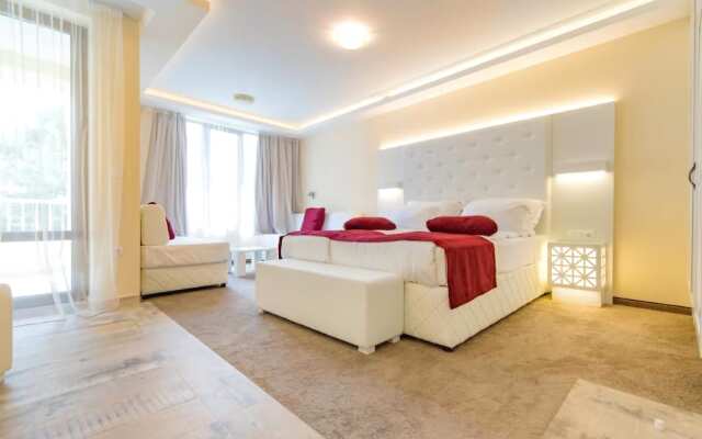 Perla Gold & Perla Luxury