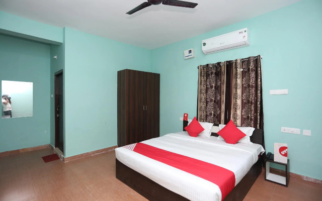 OYO Flagship 17276 The Maple Tree Hotels