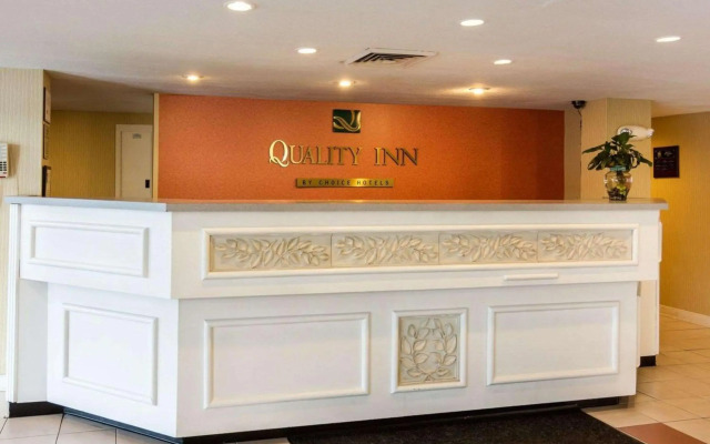 Rodeway Inn At Fort Lee