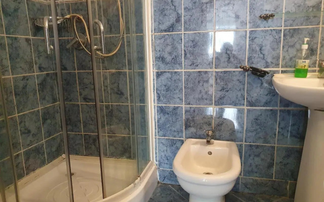 2 rooms unirii