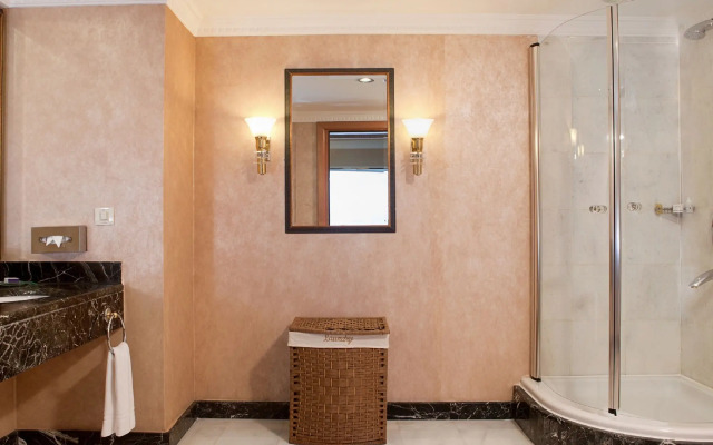 InterContinental Istanbul by IHG