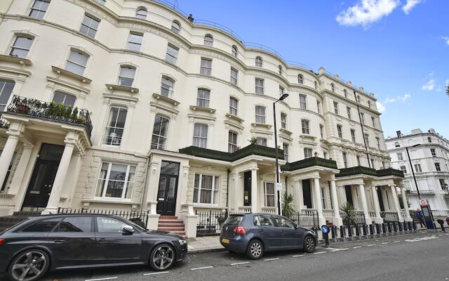 Leinster Square by Bridgestreet