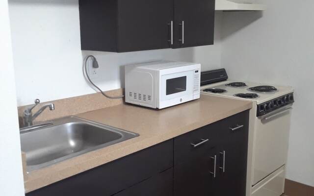 Welcome Suites Hazelwood