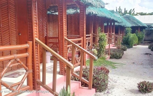 Mar and Em's Bamboo Cottages