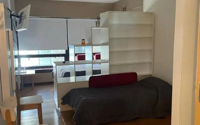 Departamento con cocina en el centro