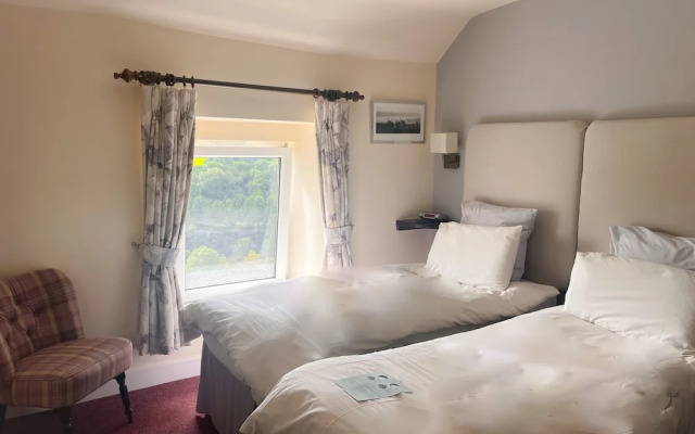 Lathkil Hotel