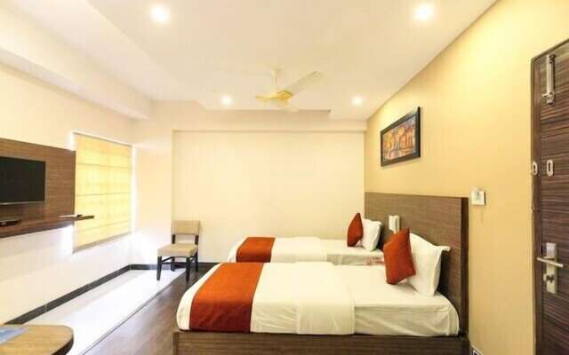 Orange inn Hotel Manapakkam