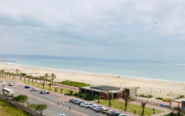 605 Tenbury Beach Apartment