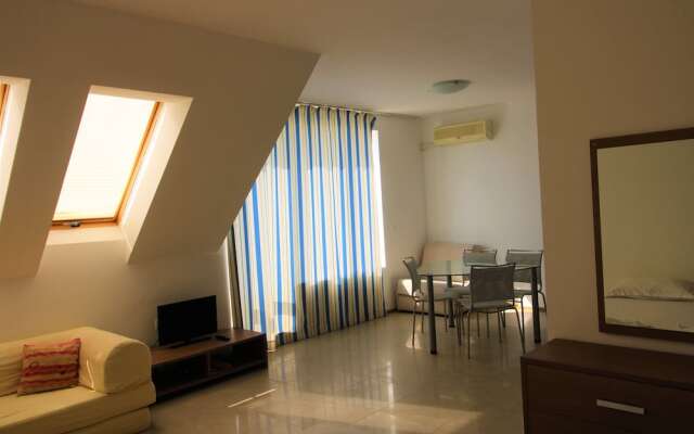 Menada Belle View Apartments