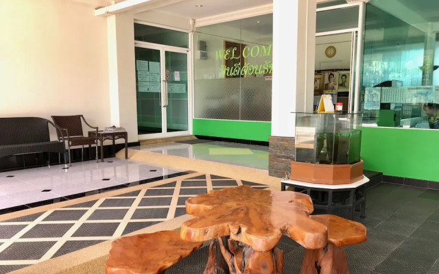 Tree House Apartment Songkhla