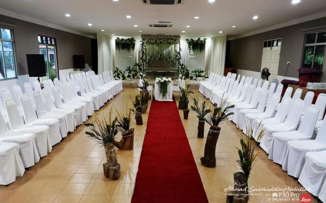 Marang Village Resort & Spa