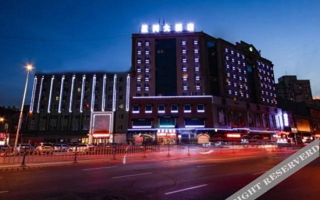 Longyi Hotel (Harbin Chinese Baroque Style Street Store)